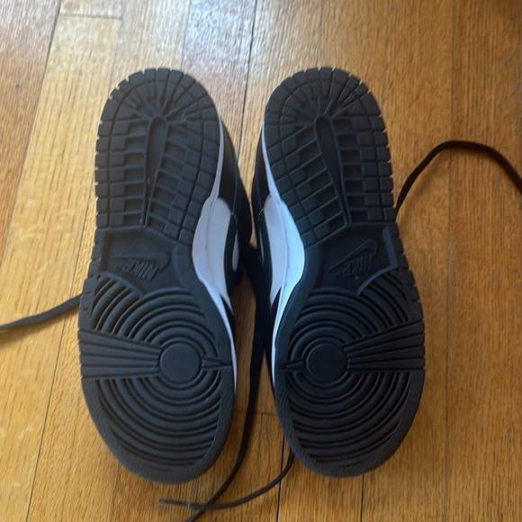 Brand new Nike dunks - Picture 2 of 4